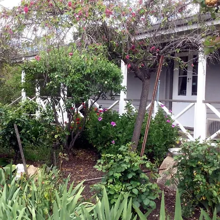 Wagin Cottage Garden Bed And Breakfast-3